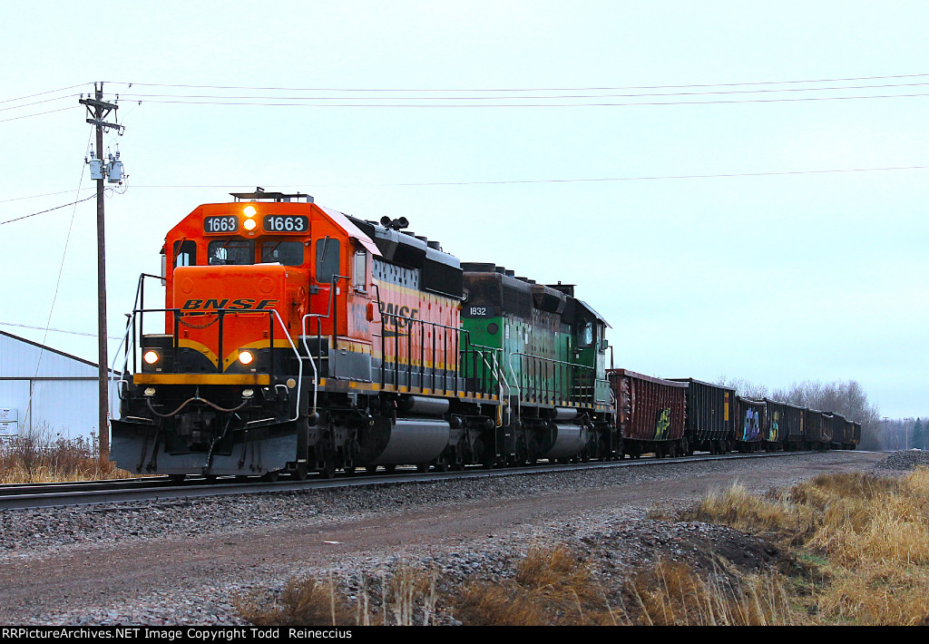 BNSF 1663